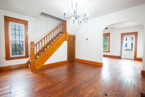 402 Ridgewood Avenue Mount Vernon OH 43050