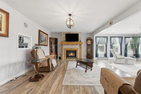 3807 Apple Valley Drive Howard OH 43028