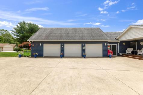 3807 Apple Valley Drive Howard OH 43028