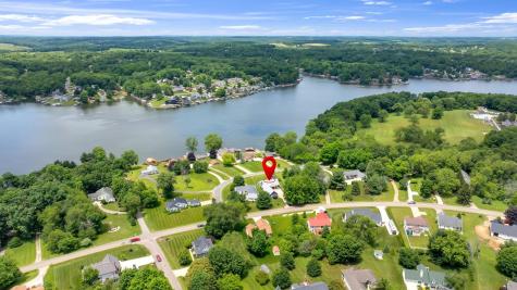 3807 Apple Valley Drive Howard OH 43028