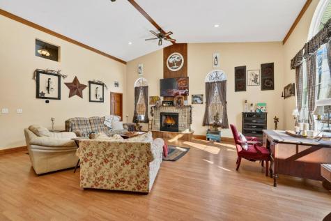 1497 Hard Scrapple Road Wellston OH 45692