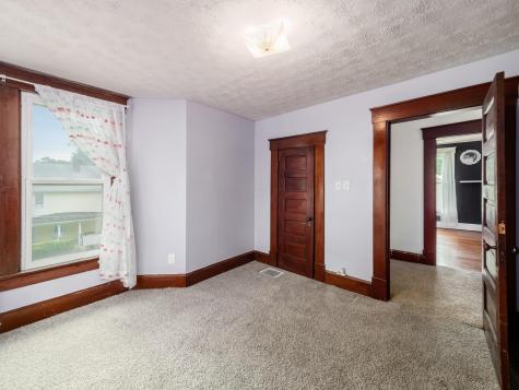 118 E Burgess Street Mount Vernon OH 43050