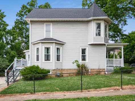 118 E Burgess Street Mount Vernon OH 43050