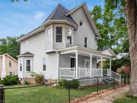 118 E Burgess Street Mount Vernon OH 43050