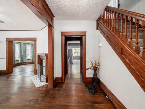 118 E Burgess Street Mount Vernon OH 43050