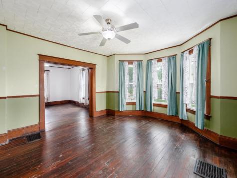 118 E Burgess Street Mount Vernon OH 43050