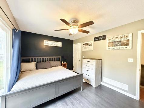 202 Glenridge Circle Howard OH 43028