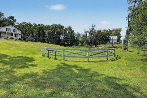 8940 Green Valley Road Mount Vernon OH 43050