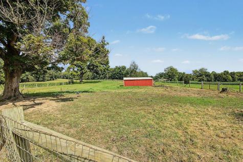 8940 Green Valley Road Mount Vernon OH 43050