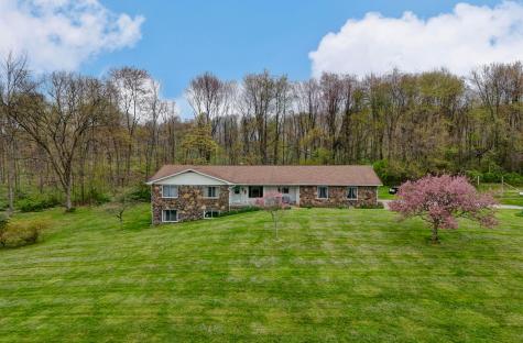 18021 Turkey Ridge Road Danville OH 43014