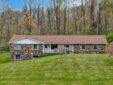 18021 Turkey Ridge Road Danville OH 43014