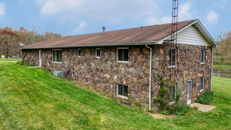 18021 Turkey Ridge Road Danville OH 43014