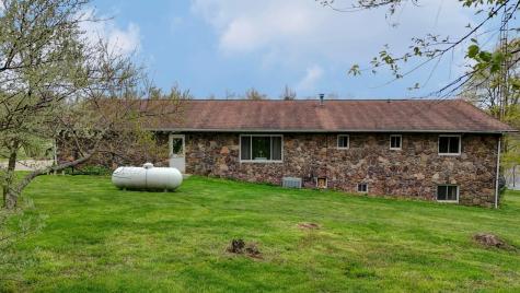 18021 Turkey Ridge Road Danville OH 43014