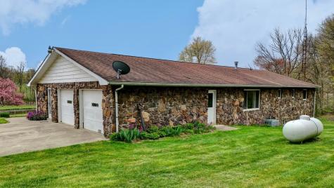 18021 Turkey Ridge Road Danville OH 43014