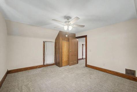 546 N Jefferson Street Utica OH 43080