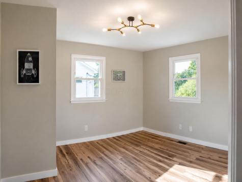 11 Grange Avenue Mount Vernon OH 43050