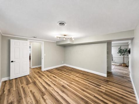 11 Grange Avenue Mount Vernon OH 43050
