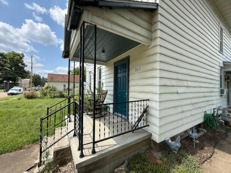 307 E Burgess Street Mount Vernon OH 43050