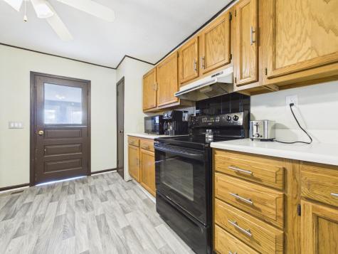 537 North Street Utica OH 43080