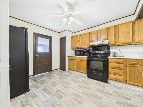 537 North Street Utica OH 43080