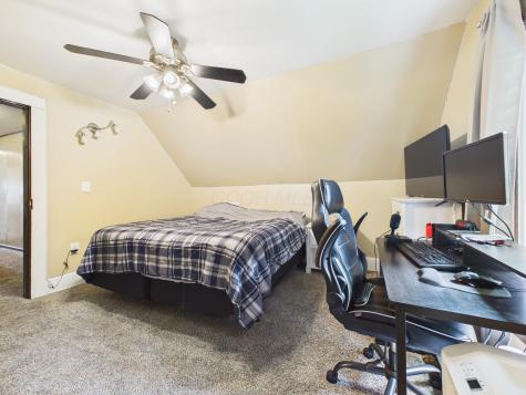 537 North Street Utica OH 43080