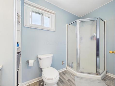 537 North Street Utica OH 43080