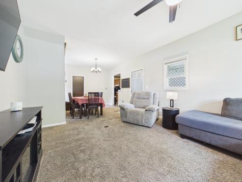 537 North Street Utica OH 43080