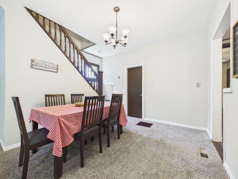 537 North Street Utica OH 43080