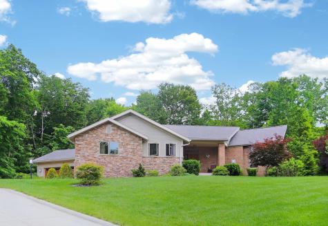 660 King Beach Drive Howard OH 43028