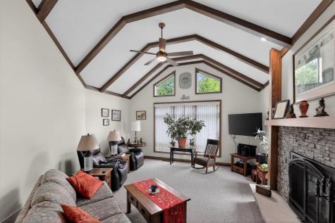 660 King Beach Drive Howard OH 43028