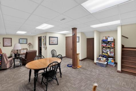 660 King Beach Drive Howard OH 43028