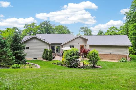 660 King Beach Drive Howard OH 43028