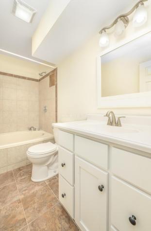 803 Winesap Circle Howard OH 43028