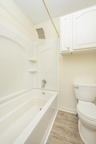 803 Winesap Circle Howard OH 43028