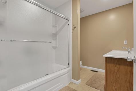 14953 King Road Howard OH 43028
