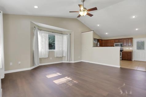 14953 King Road Howard OH 43028