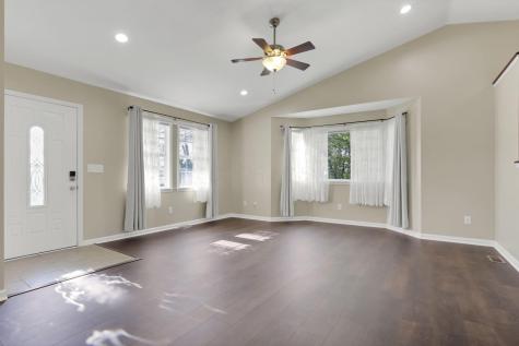 14953 King Road Howard OH 43028