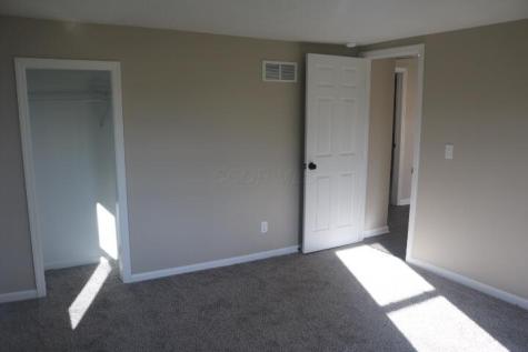 6 Yoakum Drive Mount Vernon OH 43050