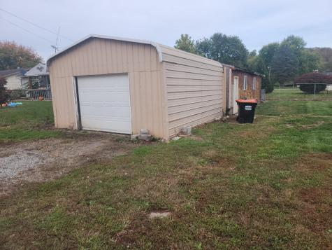 307 Spring Street Utica OH 43080