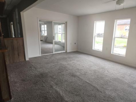 307 Spring Street Utica OH 43080