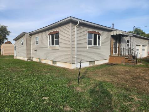 307 Spring Street Utica OH 43080