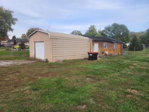 307 Spring Street Utica OH 43080