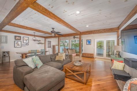 533 Highland Hills Drive Howard OH 43028