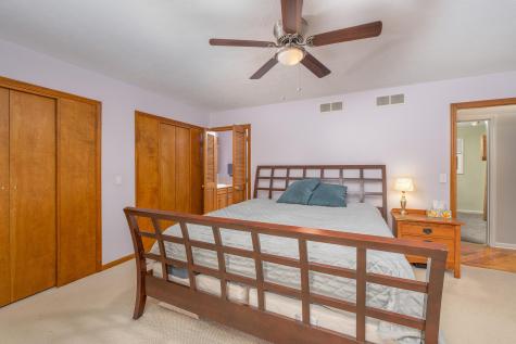 533 Highland Hills Drive Howard OH 43028