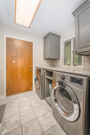 533 Highland Hills Drive Howard OH 43028