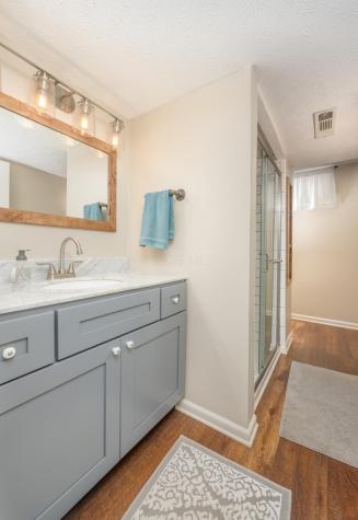 533 Highland Hills Drive Howard OH 43028
