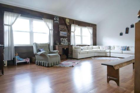 23961 Caves Road Gambier OH 43022