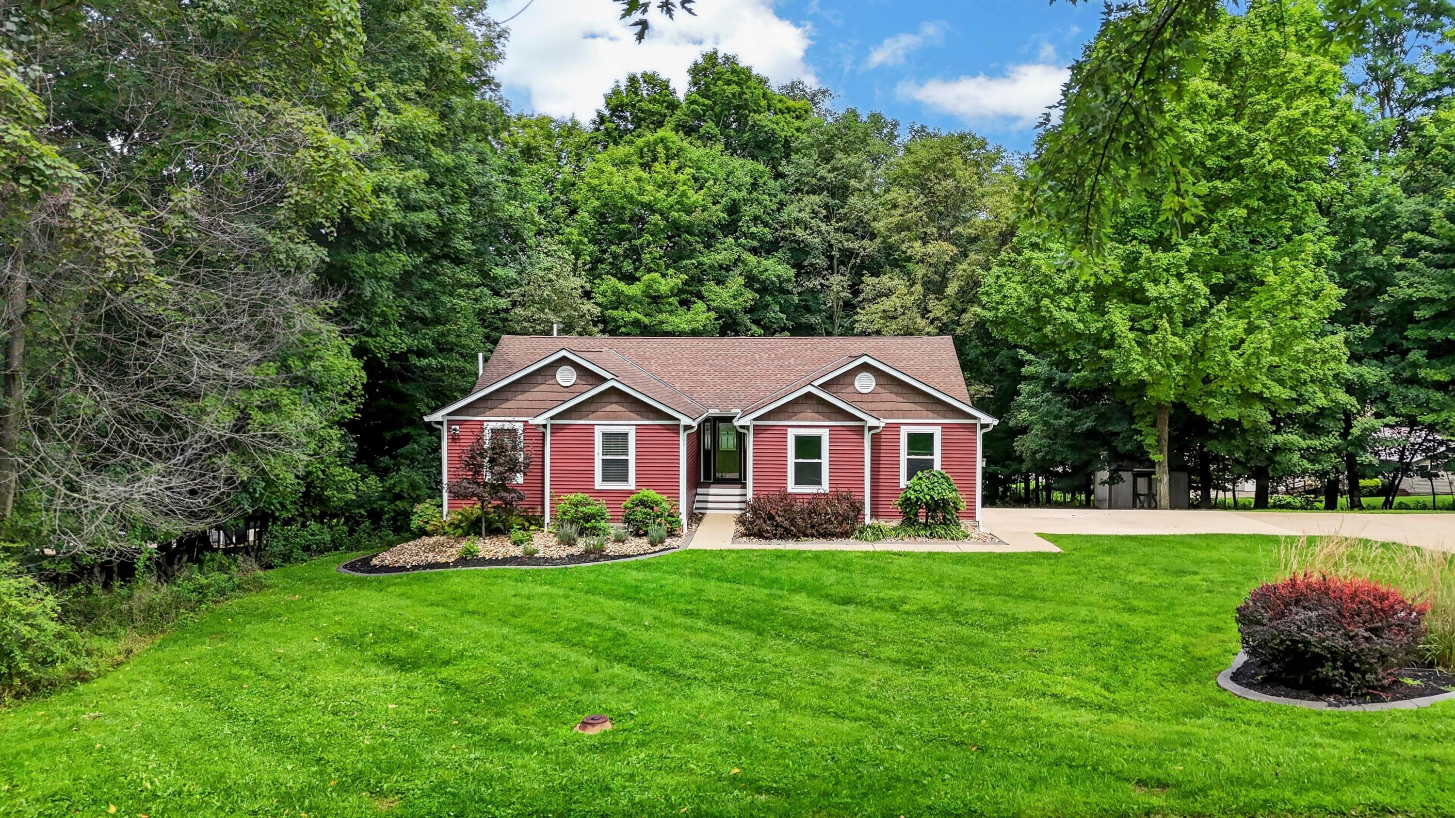 365 Valleybrook Circle Howard OH 43028