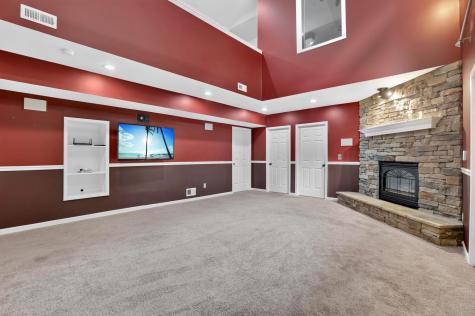 365 Valleybrook Circle Howard OH 43028