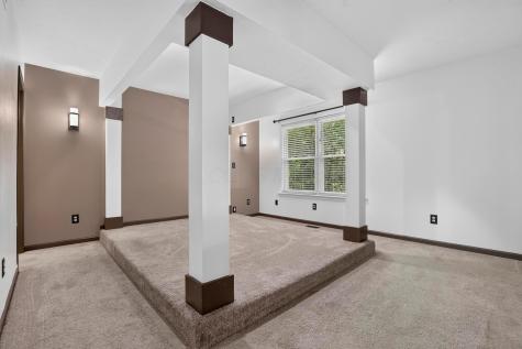 365 Valleybrook Circle Howard OH 43028